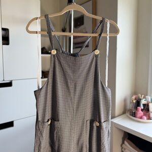 Rampage Gray Checkered Spring Summer Sleeveless Jumpsuit Overall Size Medium